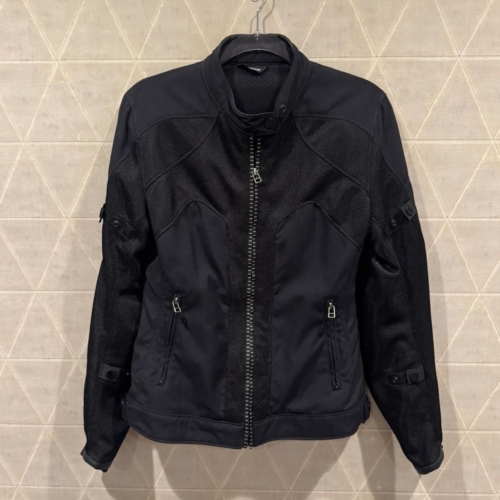 Dainese Motorcycle Biker Jacket Adult Size 44 Black Full Zip Mens
